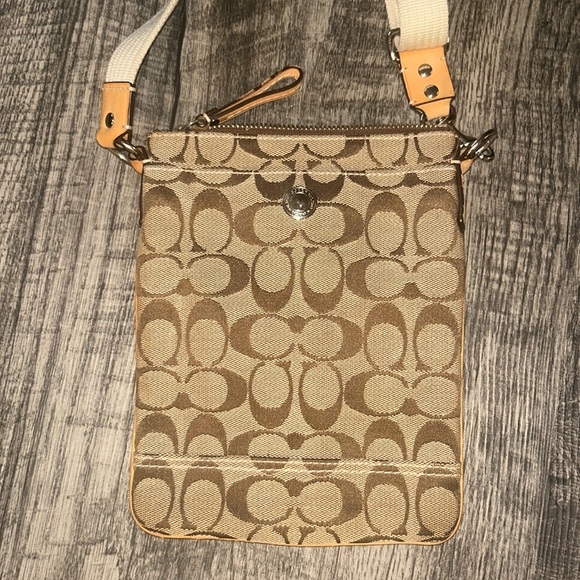 COACH crossbody handbag - Picture 1 of 4